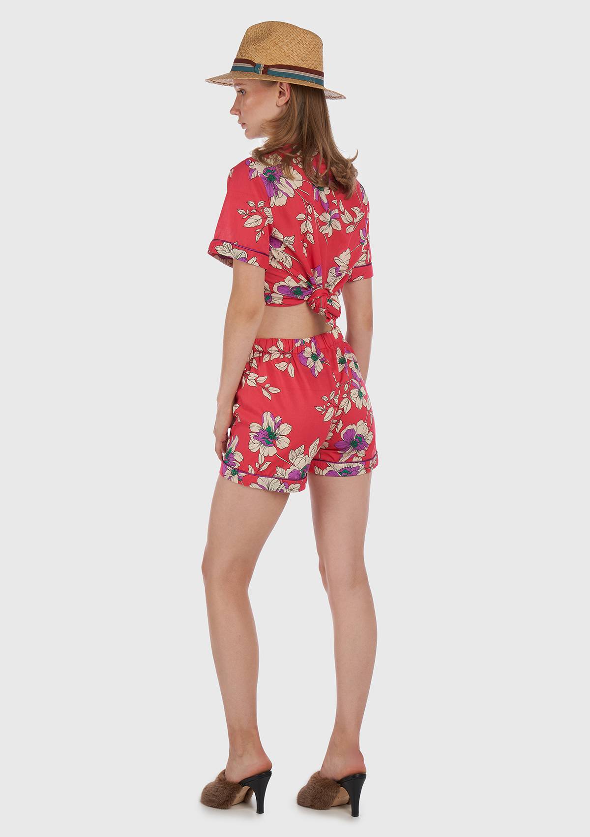 Soft outfit with Magnolia shorts